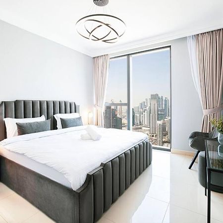 Magnificent Brand New Lux 3Br Burj & Fountain View Apartment ดูไบ ภายนอก รูปภาพ
